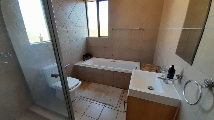 3 Bedroom Property for Sale in Xanadu Eco Residential Estate North West